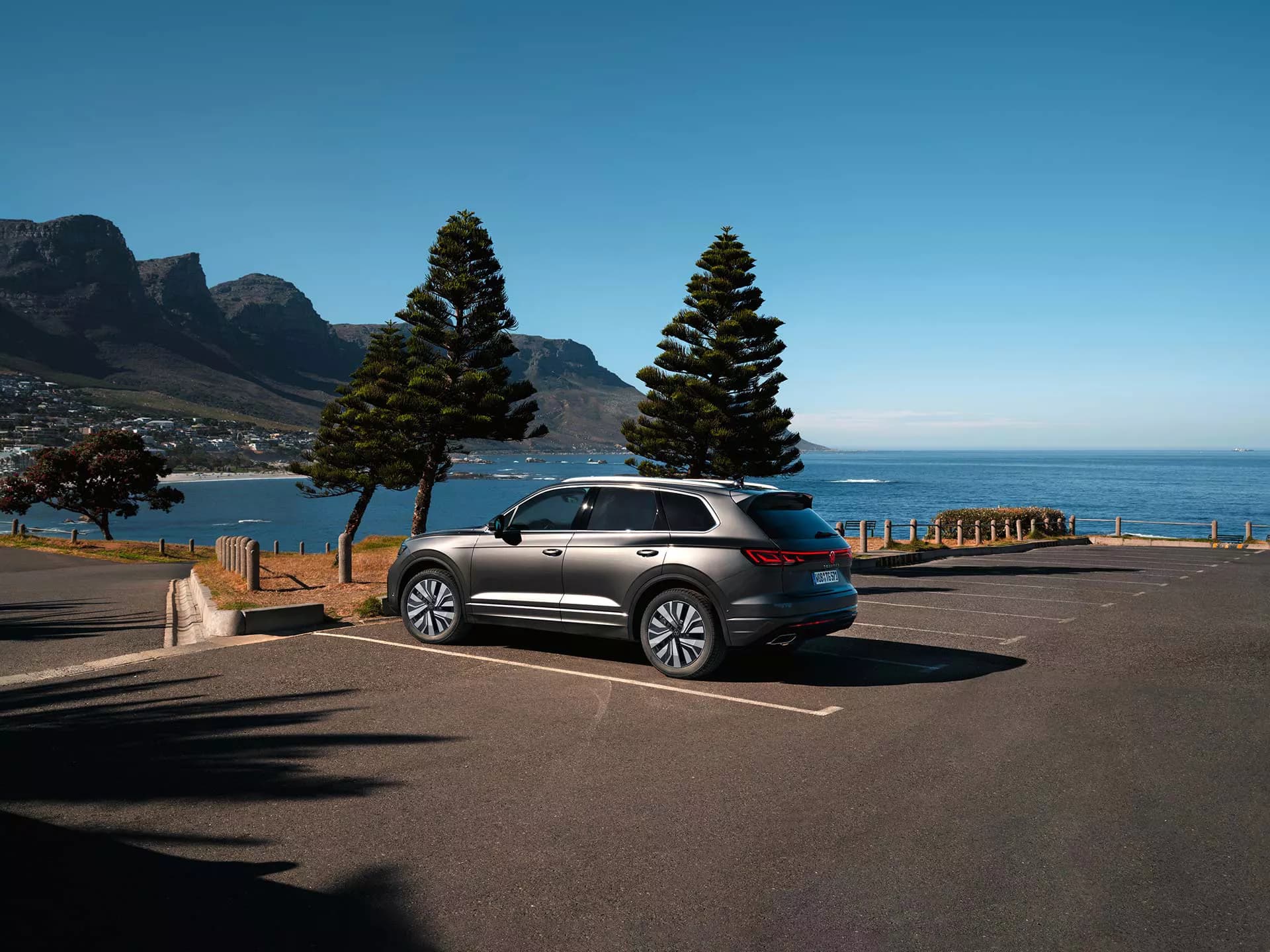 Volkswagen Touareg 2026 — 2